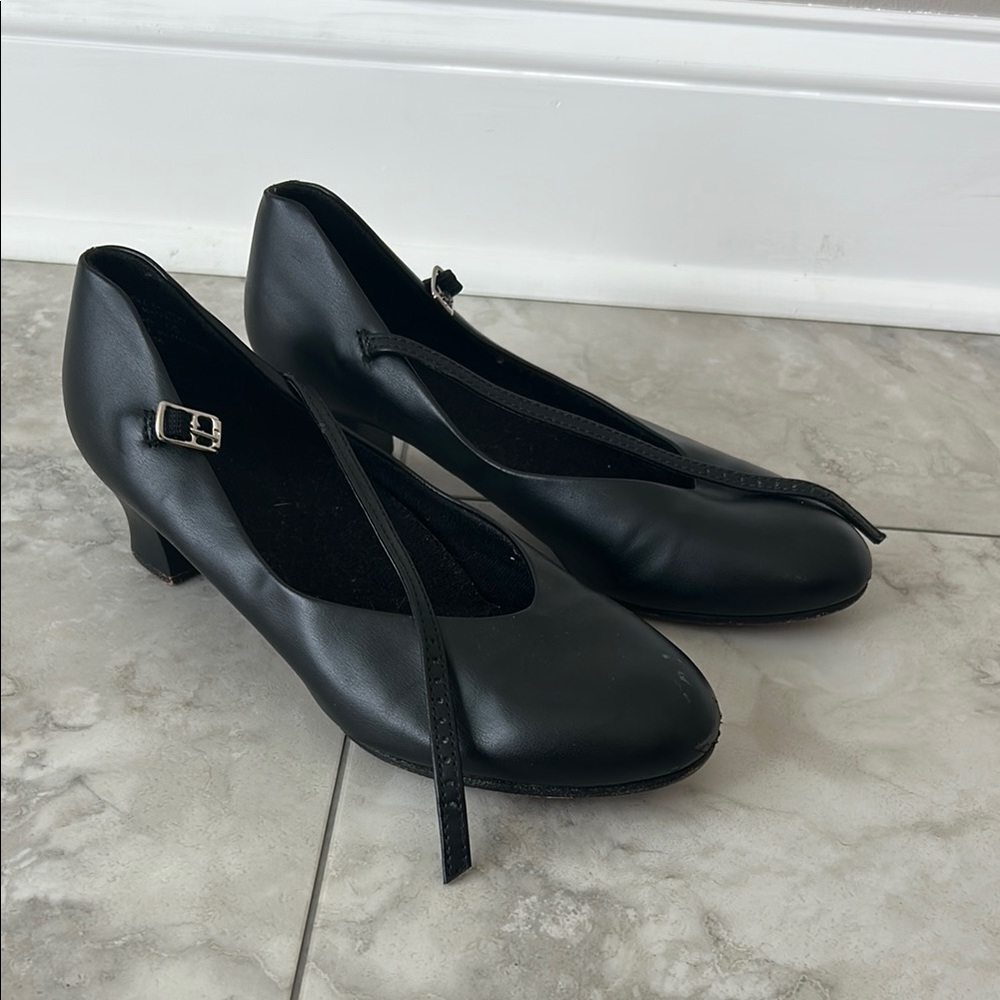 Capezio Black Women's Character Shoes